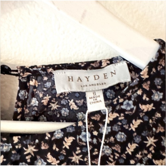 Hayden Los Angeles Black Floral Long Sleeve Dress midi size small nwt - Picture 3 of 5